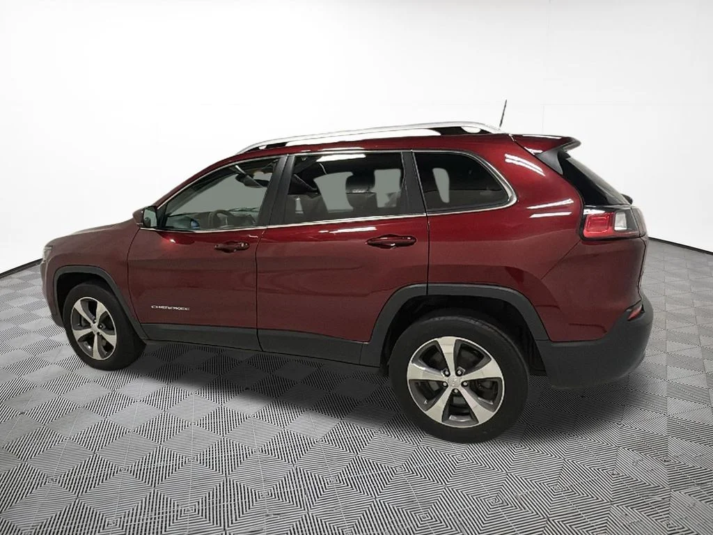 Used 2020 Red Jeep Limited image 11