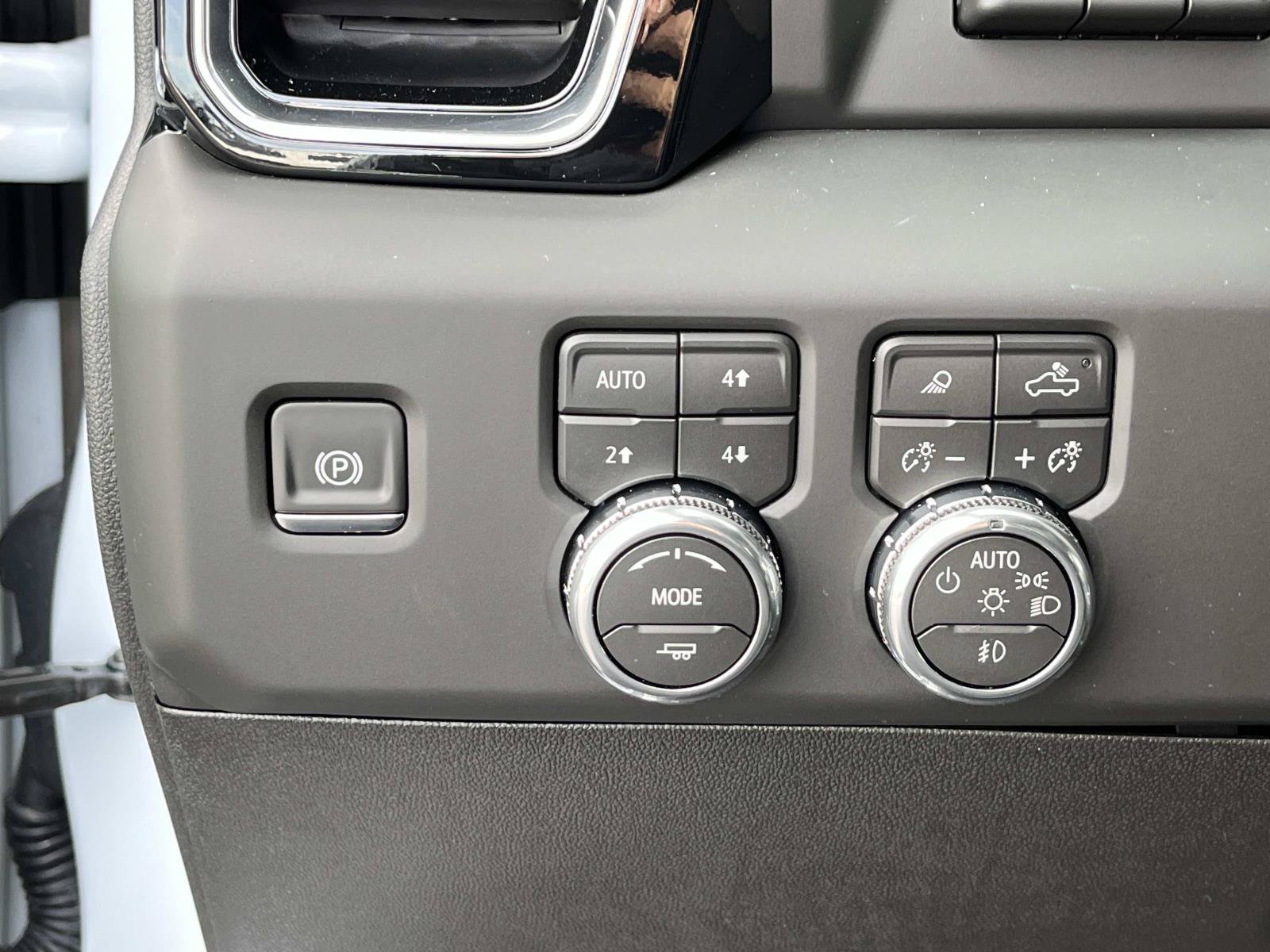 2026 GMC Sierra 2500HD Denali - Photo 25