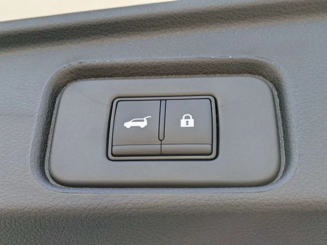 New 2026 Everest White Pearl TriCoat Nissan Platinum image 14