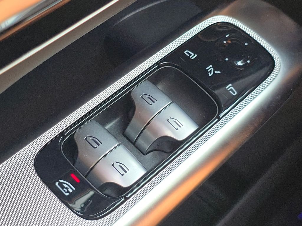 New 2026 Obsidian Black Metallic Mercedes-Benz GLC 43 AMG® image 29