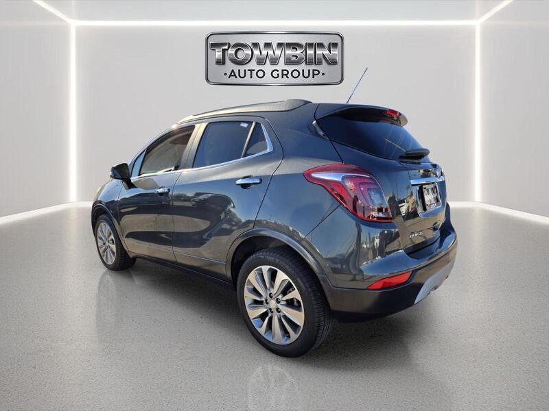 Used 2017 Graphite Gray Metallic BUICK FWD 4DR PREFERRED image 6
