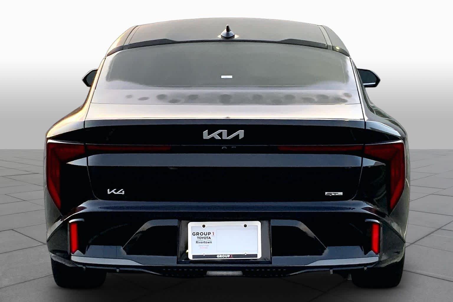 Used 2025 Aurora Black Pearl Kia GT-Line image 5