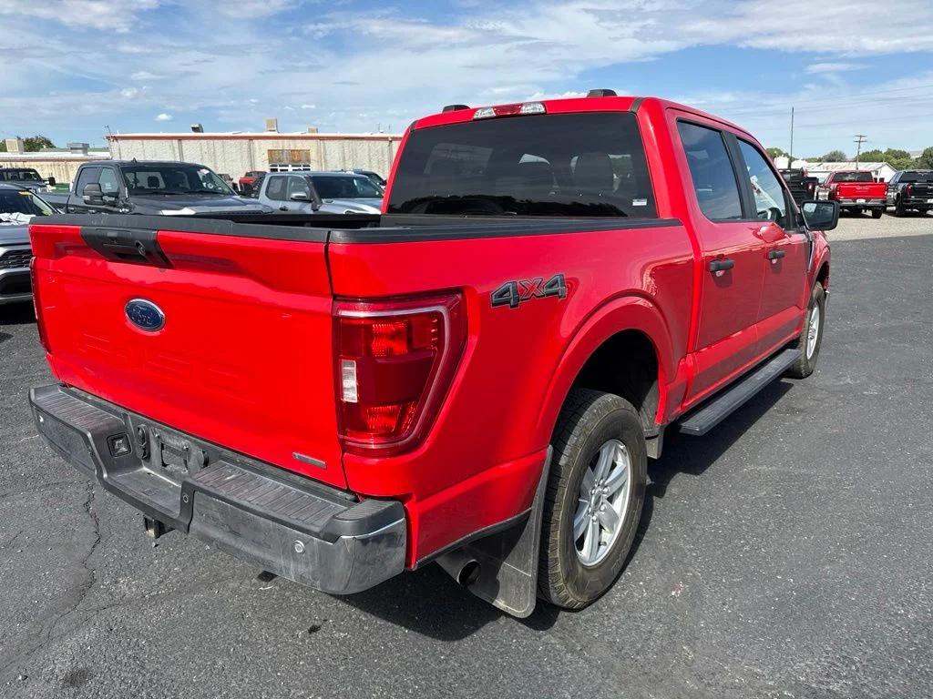 Used 2022 Race Red Ford XLT image 7