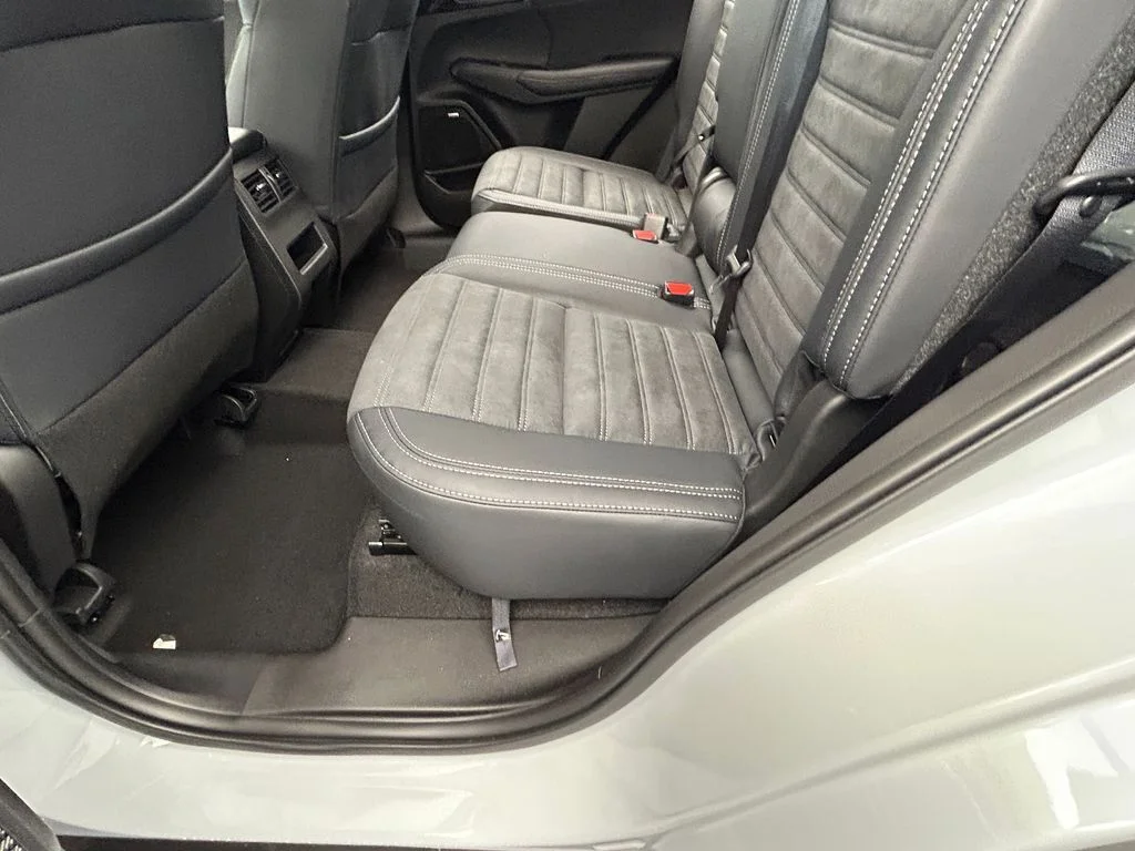New 2026 White / Black Mitsubishi Trail Edition image 29