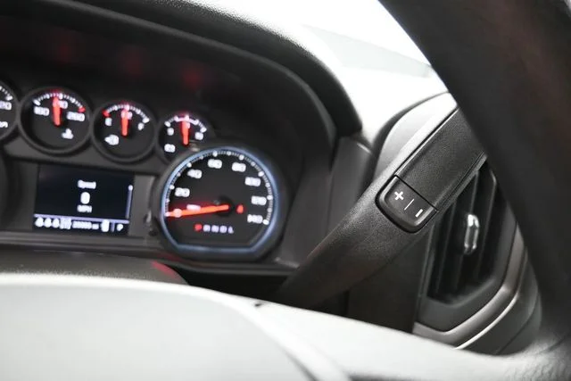 Used 2025 White GMC Pro image 28