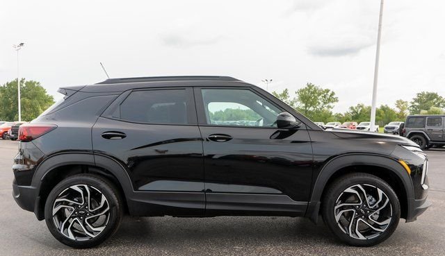 Used 2026 Black Chevrolet RS image 4
