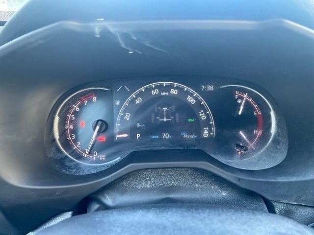 Used 2023 Silver Toyota XLE image 5