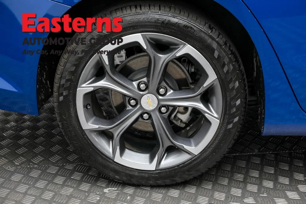 Used 2023 Blue Chevrolet LT image 29