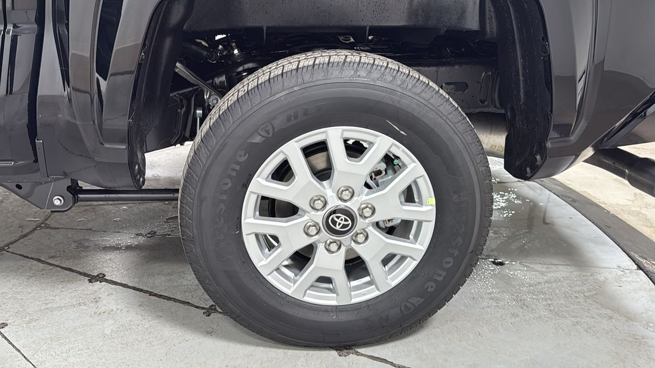 2026 Toyota Tacoma SR5 - Photo 23