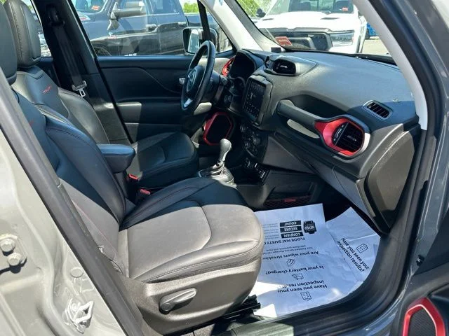 Used 2023 Gray Jeep Trailhawk image 8