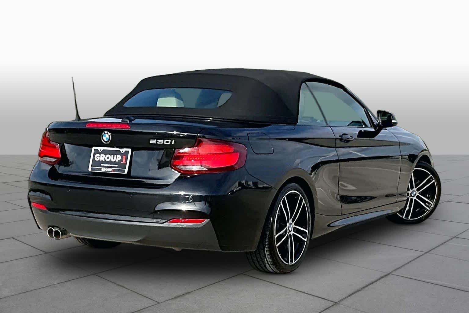 Used 2020 Black Sapphire Metallic BMW 230i image 11