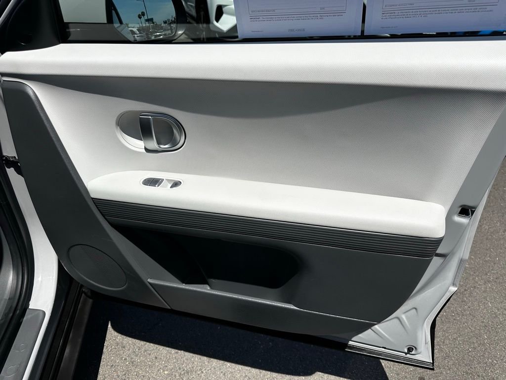Used 2024 Cyber Gray Hyundai SEL image 14