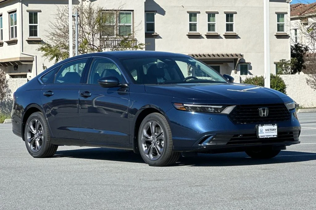 New 2025 Canyon River Blue Metallic Honda EX-L image 2