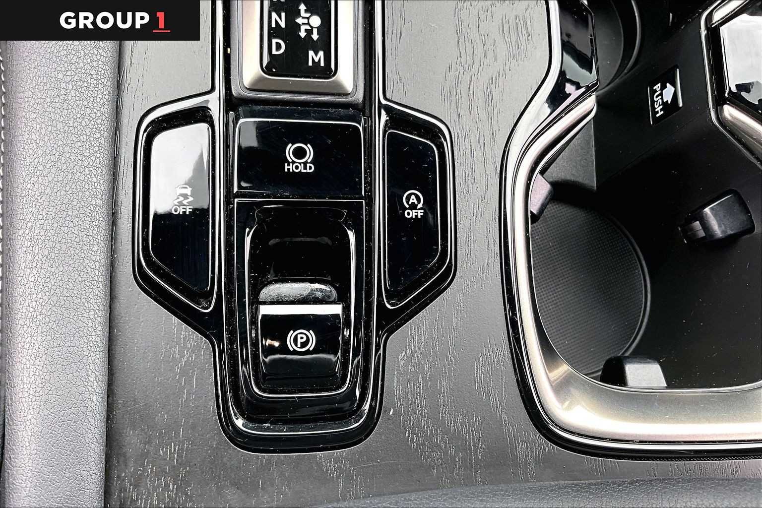 Used 2023 Matador Red Mica Lexus Premium image 32