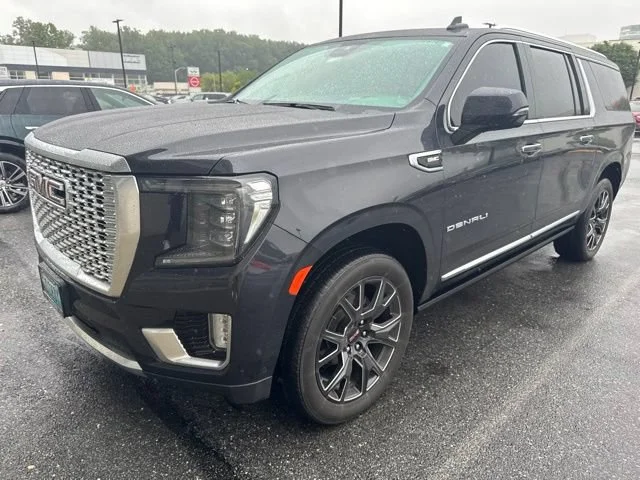 Used 2024 Titanium Rush Metallic GMC Denali image 2