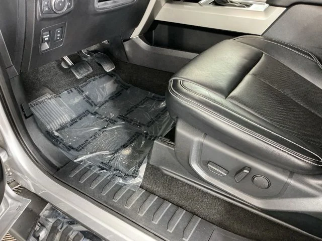 Used 2019 Ingot Silver Metallic Ford Lariat image 15