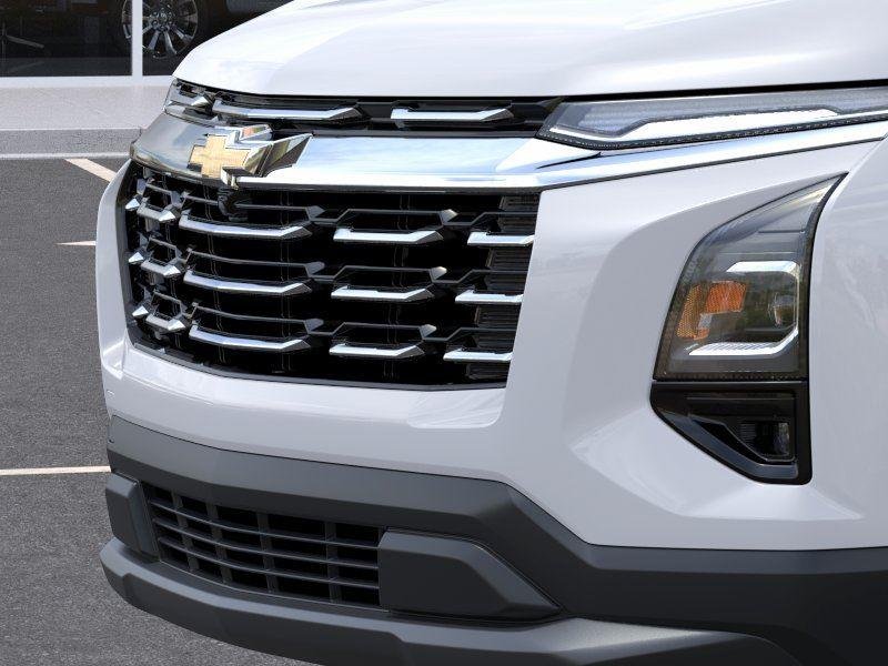 Used 2026 Summit White Chevrolet LT image 13