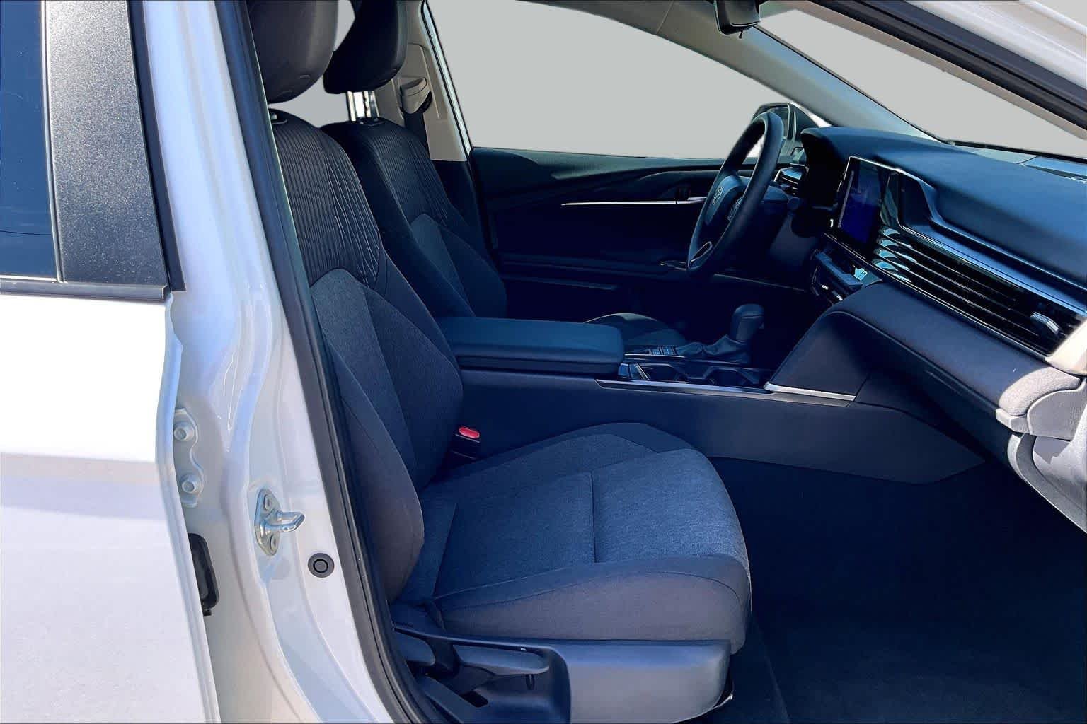 Certified Used 2025 Ice Toyota LE image 9