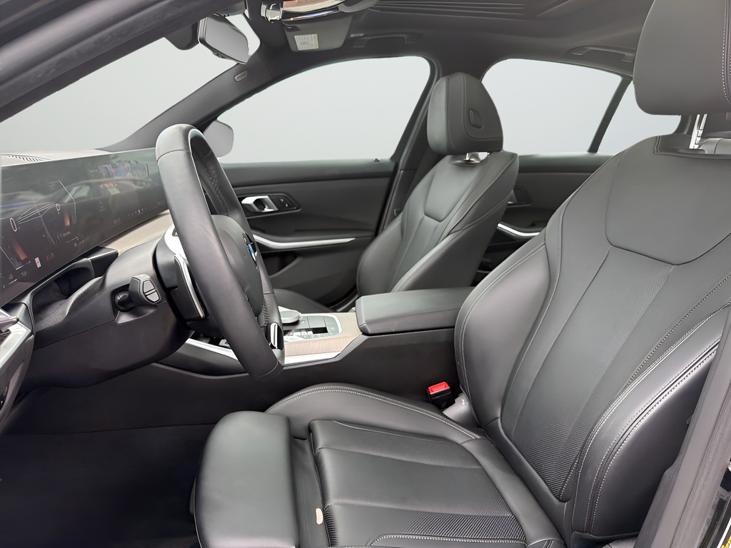 Used 2025 Black BMW 330i image 18