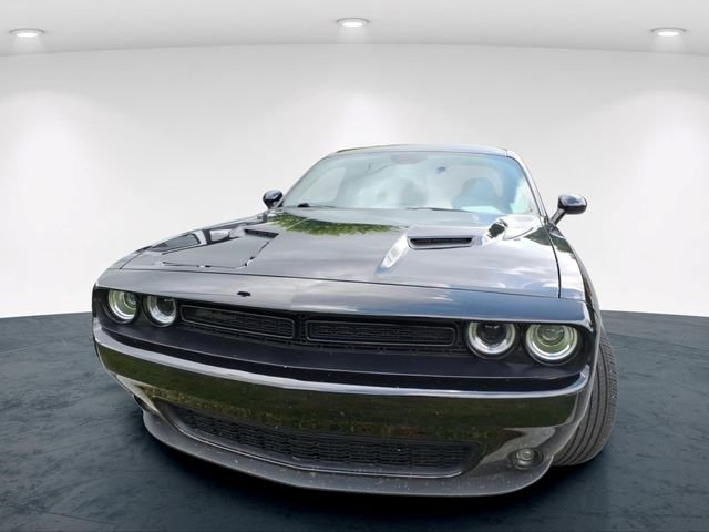 Used 2023 Black Dodge SXT image 6