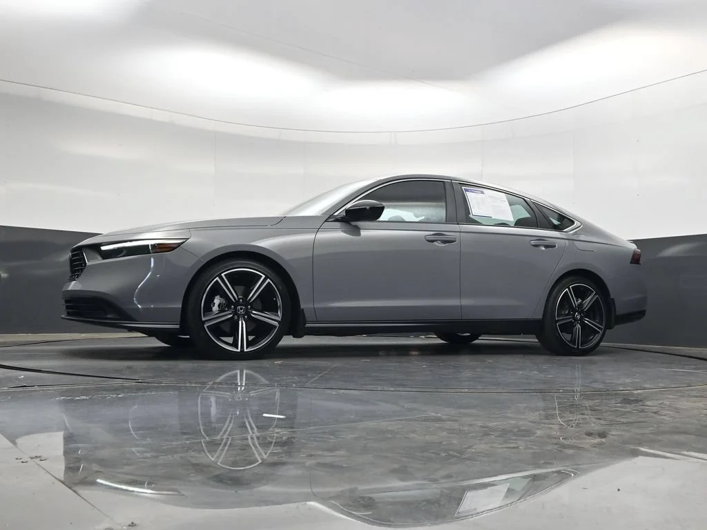 Certified Used 2025 Urban Gray Pearl Honda Sport image 96