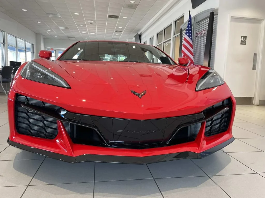 Used 2027 Torch Red Chevrolet 2LT image 10