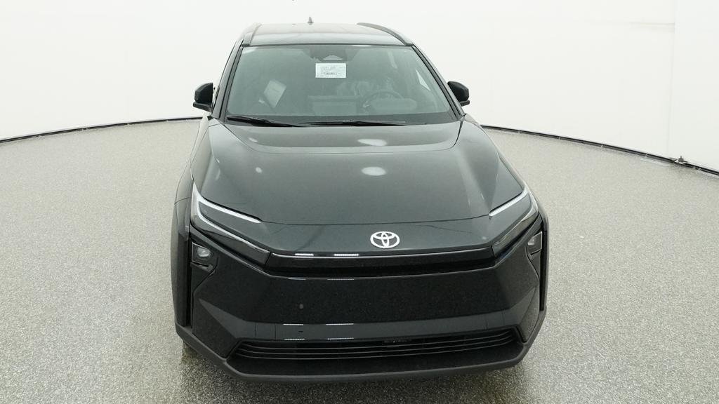 New 2026 Midnight Black Metallic Toyota XLE image 21