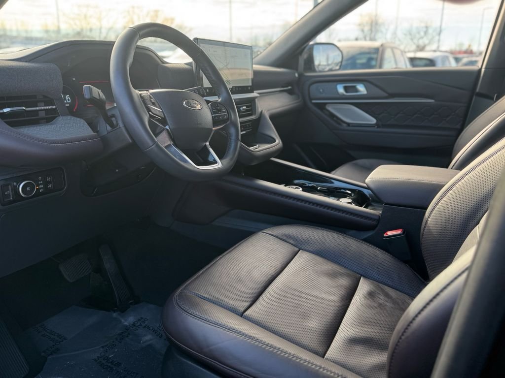 2025 Ford Explorer Platinum - Photo 7