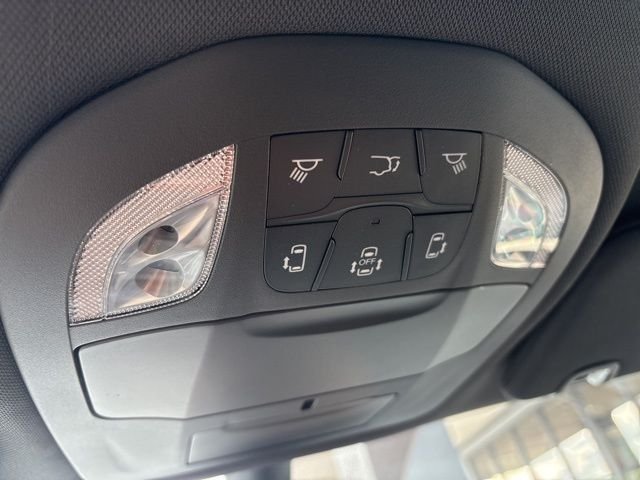 2026 Chrysler Pacifica Select - Photo 19