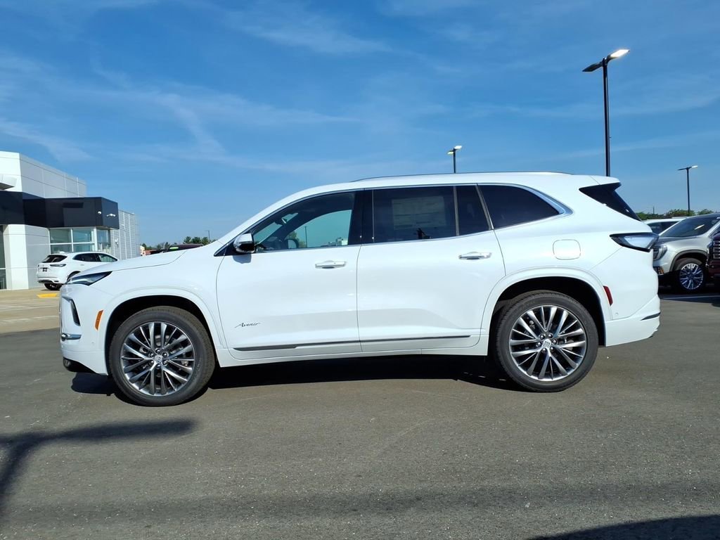 New 2026 Iridescent White Tricoat Buick Avenir image 2