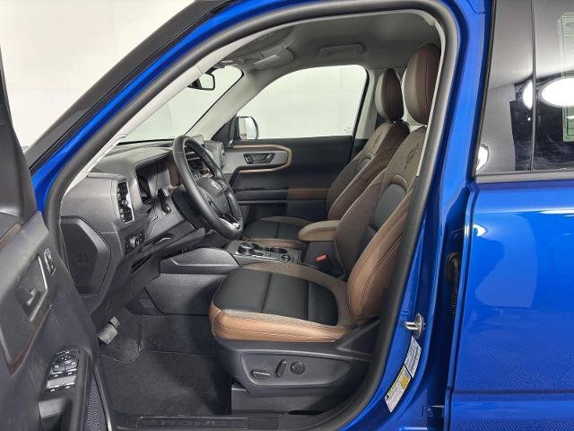 New 2025 Velocity Blue Metallic Ford Outer Banks® image 13