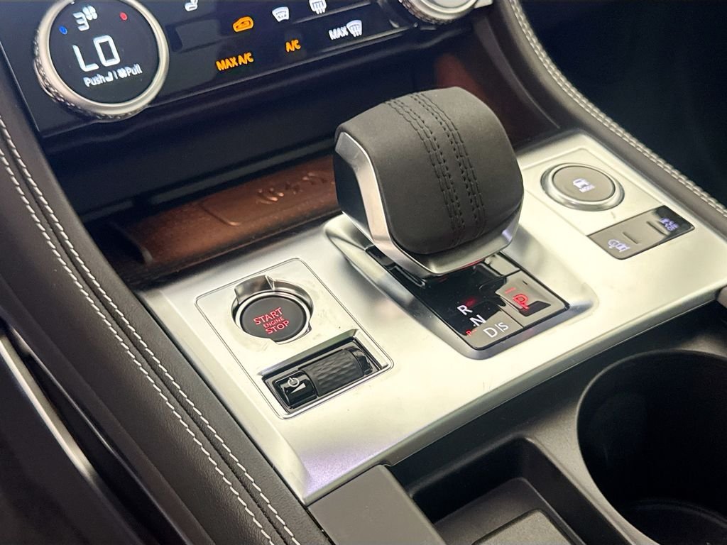 2026 Jaguar F-Pace R-Dynamic S - Photo 17