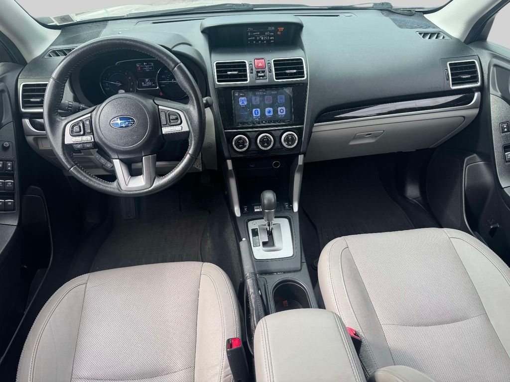Used 2018 White Subaru 2.5i Limited image 12