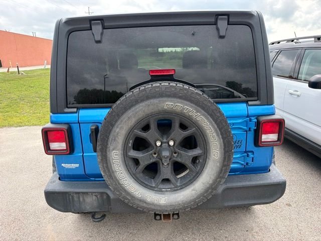 Used 2021 Blue Jeep Willys image 9