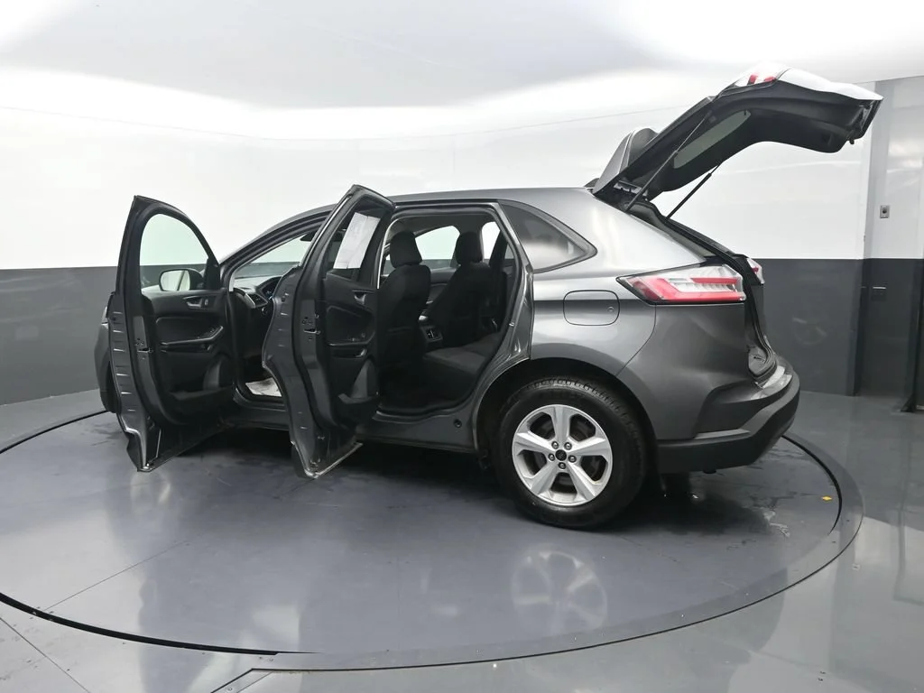 Used 2023 Gray Ford SE image 33