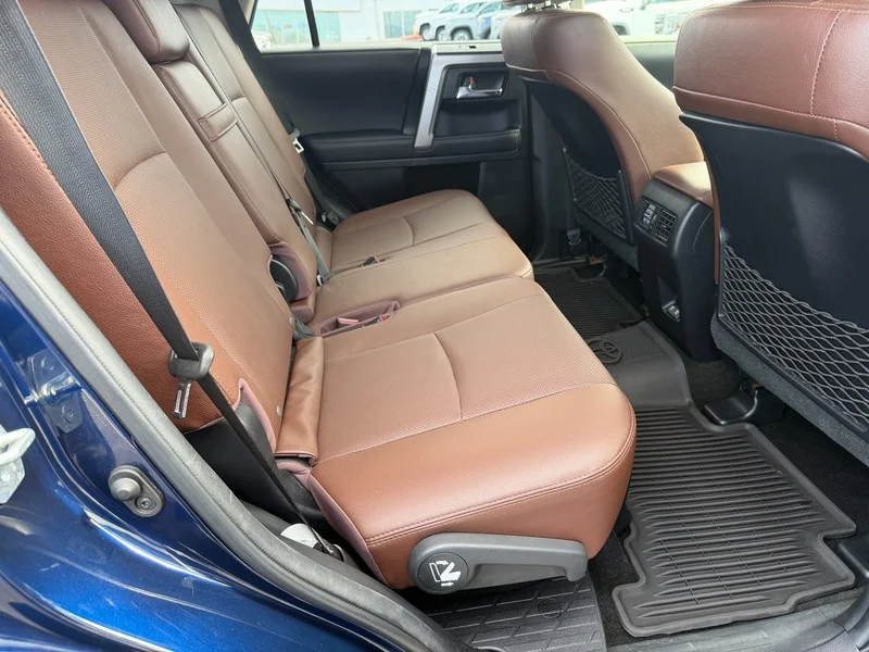 Used 2022 Nautical Blue Met Toyota Limited image 21
