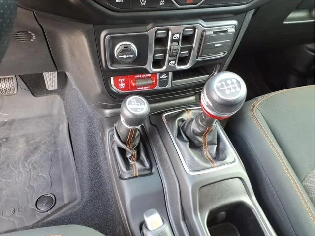 Used 2022 Red Jeep Mojave image 27