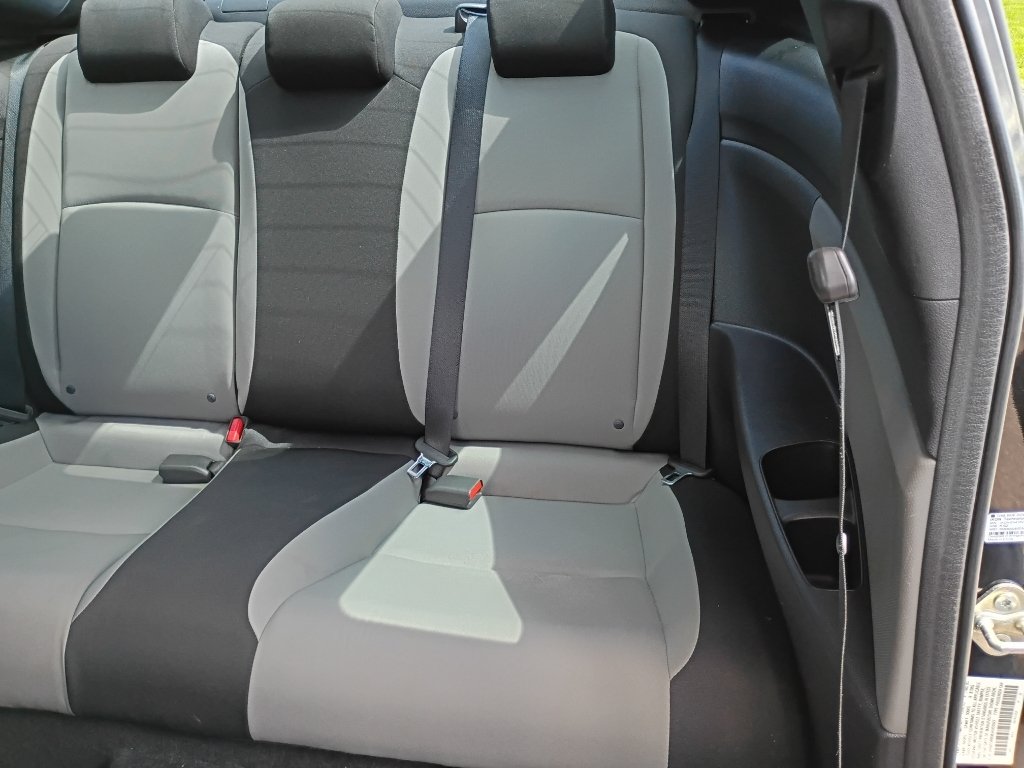 Used 2018 Crystal Black Pearl Honda LX-P image 18