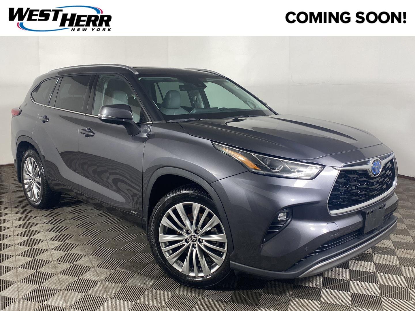 Used 2022 Magnetic Gray Metallic Toyota Platinum image 1