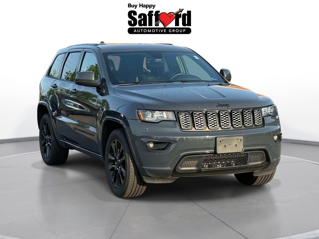Used 2018 Black Jeep Altitude image 9