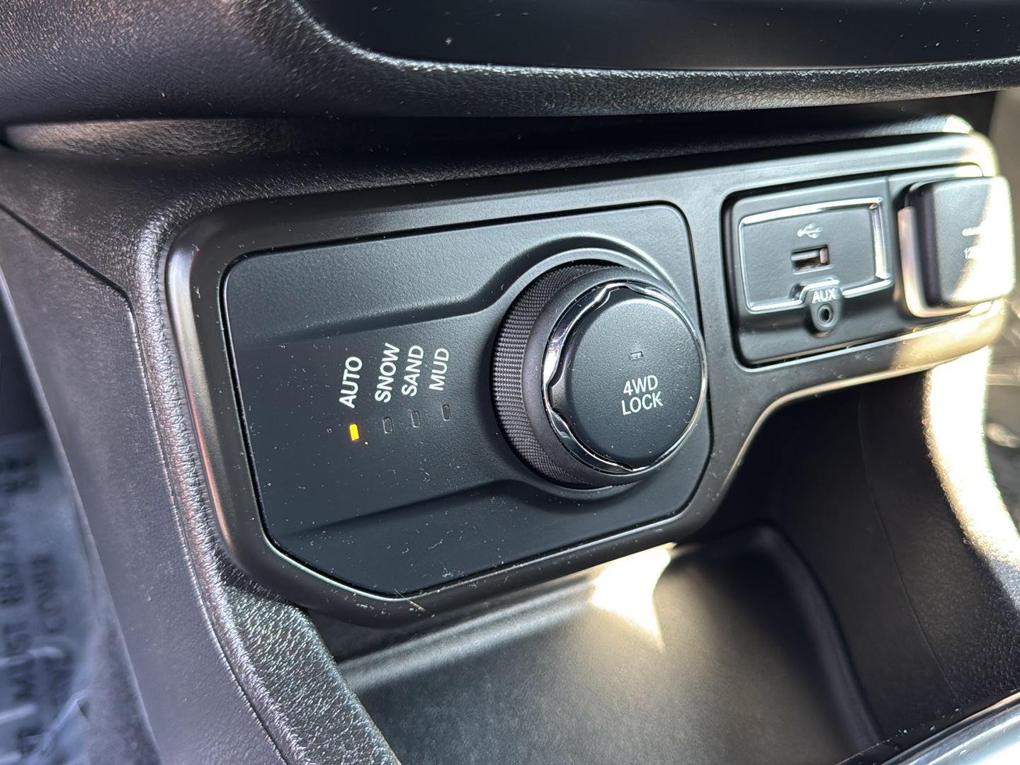 2021 Jeep Renegade 80TH Edition - Photo 35