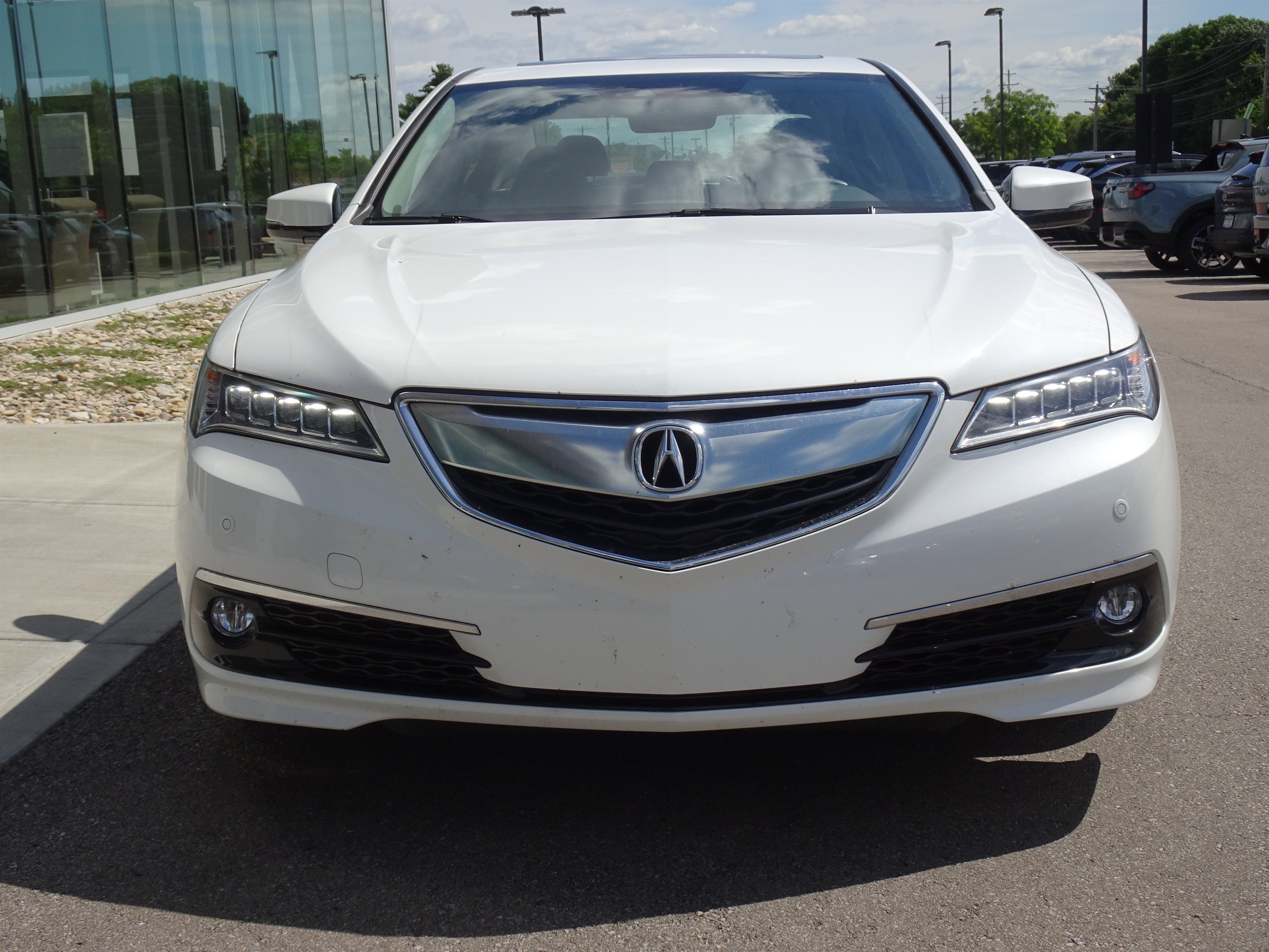 Used 2017 Bellanova White Pearl Acura V6 w/Advance Pkg image 7