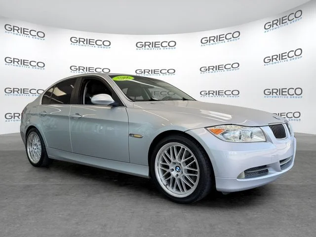 2006 BMW 3 Series 330i's photo