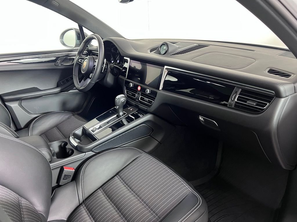 Certified Used 2026  Porsche  image 19