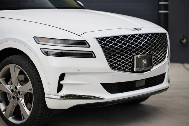 Used 2023 Uyuni White Genesis 3.5T Prestige image 2