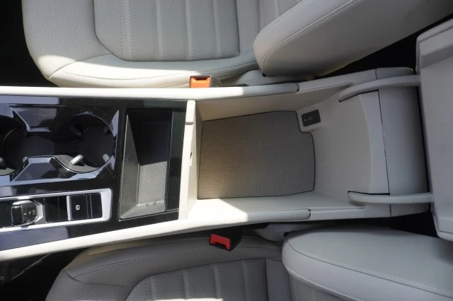 2025 Volkswagen Atlas SEL - Photo 31