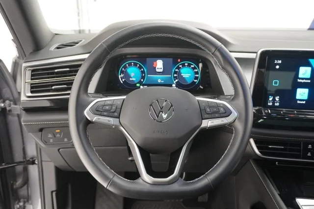 2025 Volkswagen Atlas Cross Sport SE w/Tech - Photo 28