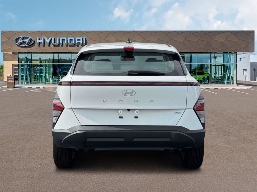 New 2027 White Hyundai SE image 6