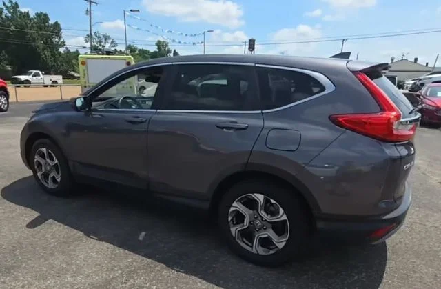 Used 2018 Gray Honda EX-L image 5