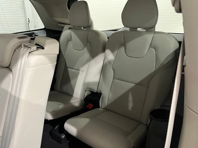 New 2026 Crystal White Volvo Ultra image 22